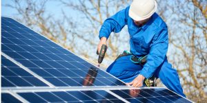 Installation Maintenance Panneaux Solaires Photovoltaïques à Carbay